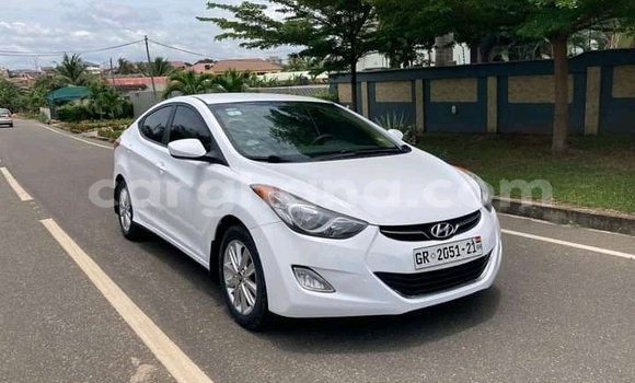 Sayi Na hannu Hyundai Elantra White Mota in Accra a Greater Accra Sayi Na hannu Hyundai Elantra White Mota in Accra a Greater Accra