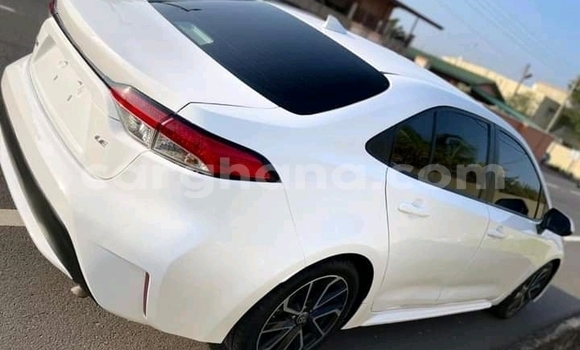 Buy Used Toyota Corolla II White Car in Accra in Greater Accra Buy Used Toyota Corolla II White Car in Accra in Greater Accra