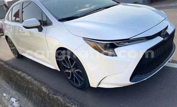 Buy Used Toyota Corolla II White Car in Accra in Greater Accra Buy Used Toyota Corolla II White Car in Accra in Greater Accra
