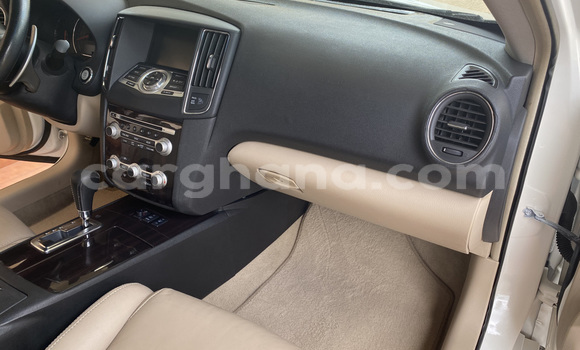 Buy Import Nissan Maxima White Car in Accra in Greater Accra Buy Import Nissan Maxima White Car in Accra in Greater Accra
