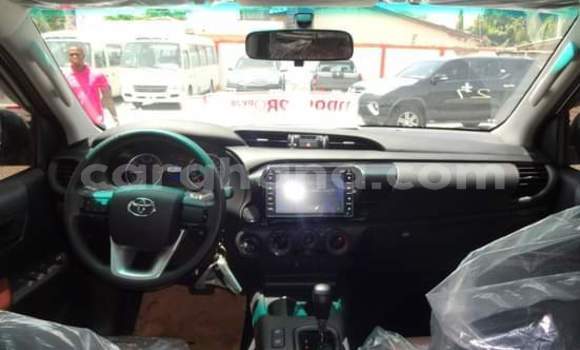 Buy Used Toyota Hilux Silver Car in Sekondi–Takoradi Metropolitan in Western Buy Used Toyota Hilux Silver Car in Sekondi–Takoradi Metropolitan in Western