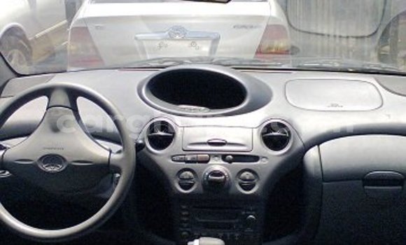 Ra Àlòkù Toyota Yaris Silver Ọkọ̀ in Sekondi–Takoradi Metropolitan ni Oorun Ra Àlòkù Toyota Yaris Silver Ọkọ̀ in Sekondi–Takoradi Metropolitan ni Oorun