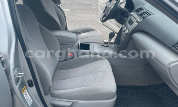Sayi Na hannu Toyota Camry Azurfa Mota in Tema a Greater Accra Sayi Na hannu Toyota Camry Azurfa Mota in Tema a Greater Accra