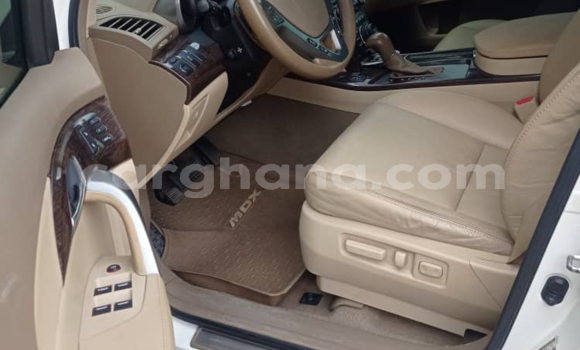 Sayi Na hannu Acura MDX White Mota in Tema a Greater Accra Sayi Na hannu Acura MDX White Mota in Tema a Greater Accra