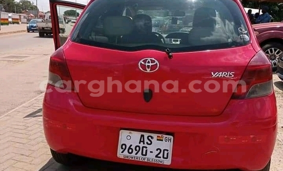 Sayi Na hannu Toyota Yaris Red Mota in Accra a Greater Accra Sayi Na hannu Toyota Yaris Red Mota in Accra a Greater Accra