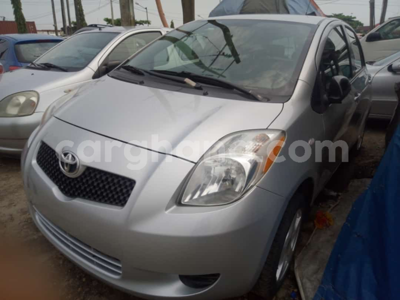 Big with watermark toyota vitz greater accra tema 36341