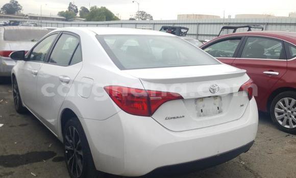 Buy Used Toyota Corolla White Car in Accra in Greater Accra Buy Used Toyota Corolla White Car in Accra in Greater Accra