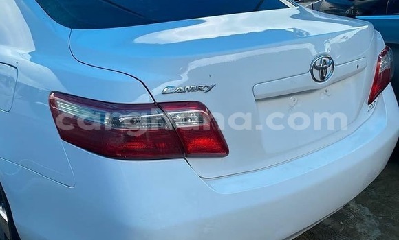 Buy Used Toyota Camry White Car in Accra in Greater Accra Buy Used Toyota Camry White Car in Accra in Greater Accra