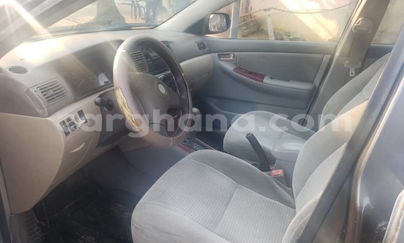 Buy Used Toyota Corolla Beige Car in Sekondi–Takoradi Metropolitan in Western Buy Used Toyota Corolla Beige Car in Sekondi–Takoradi Metropolitan in Western