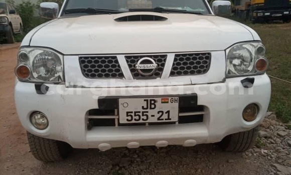 Buy Used Nissan Pickup White Car in Accra in Greater Accra Buy Used Nissan Pickup White Car in Accra in Greater Accra