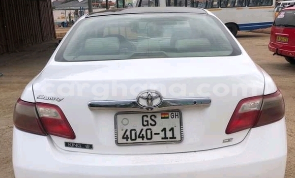 Buy Used Toyota Camry White Car in Accra in Greater Accra Buy Used Toyota Camry White Car in Accra in Greater Accra