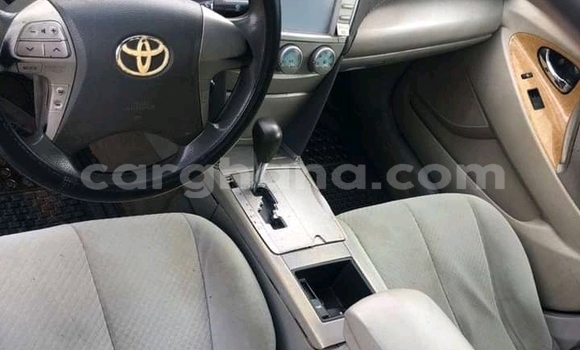 Buy Used Toyota Camry White Car in Accra in Greater Accra Buy Used Toyota Camry White Car in Accra in Greater Accra