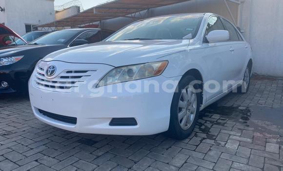 Buy Used Toyota Camry White Car in Accra in Greater Accra