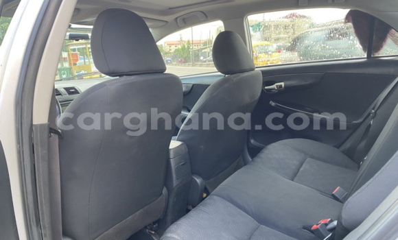 Ra Àlòkù Toyota Corolla Silver Ọkọ̀ in Tema ni Greater Accra Ra Àlòkù Toyota Corolla Silver Ọkọ̀ in Tema ni Greater Accra