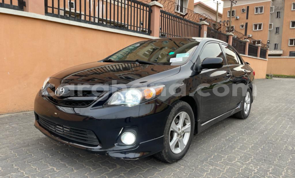 Ra Àlòkù Toyota Corolla Black Ọkọ̀ in Tema ni Greater Accra