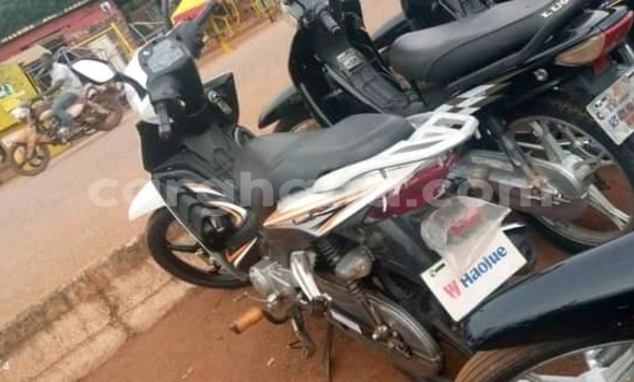 Sayi Na hannu Maruti 1000 White Mota in Accra a Greater Accra Sayi Na hannu Maruti 1000 White Mota in Accra a Greater Accra