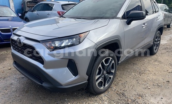 Buy Used Toyota RAV4 Beige Car in Sekondi–Takoradi Metropolitan in Western Buy Used Toyota RAV4 Beige Car in Sekondi–Takoradi Metropolitan in Western