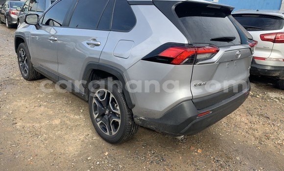 Buy Used Toyota RAV4 Beige Car in Sekondi–Takoradi Metropolitan in Western Buy Used Toyota RAV4 Beige Car in Sekondi–Takoradi Metropolitan in Western