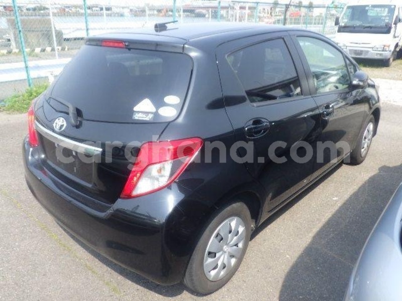 Big with watermark toyota vitz greater accra tema 36508