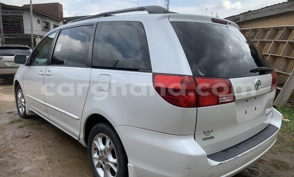 Buy Used Toyota Sienna Silver Car in Sekondi–Takoradi Metropolitan in Western Buy Used Toyota Sienna Silver Car in Sekondi–Takoradi Metropolitan in Western