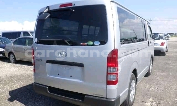 Sayi Na hannu Toyota Hiace Sauran Mota in Accra a Greater Accra Sayi Na hannu Toyota Hiace Sauran Mota in Accra a Greater Accra