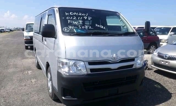 Sayi Na hannu Toyota Hiace Sauran Mota in Accra a Greater Accra Sayi Na hannu Toyota Hiace Sauran Mota in Accra a Greater Accra