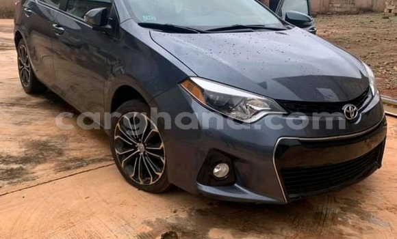 Sayi Na hannu Toyota Corolla Black Mota in Accra a Greater Accra