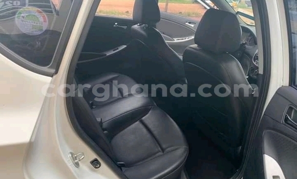 Buy Used Hyundai Accent White Car in Accra in Greater Accra Buy Used Hyundai Accent White Car in Accra in Greater Accra