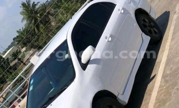 Buy Used Toyota Corolla White Car in Accra in Greater Accra Buy Used Toyota Corolla White Car in Accra in Greater Accra