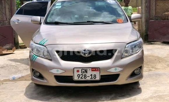 Sayi Na hannu Toyota Corolla II Brown Mota in Accra a Greater Accra