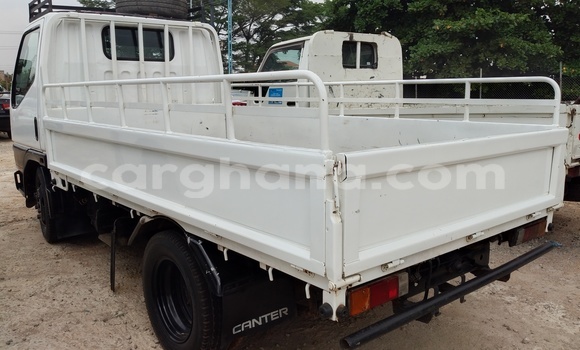 Ra Àlòkù Mitsubishi L400 funfun Ọkọ̀ akẹ́rù ńlá in Tema ni Greater Accra Ra Àlòkù Mitsubishi L400 funfun Ọkọ̀ akẹ́rù ńlá in Tema ni Greater Accra