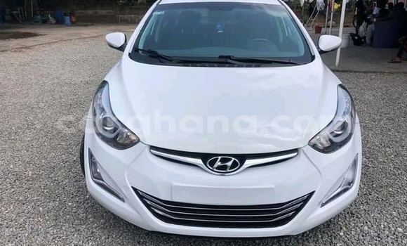 Sayi Na hannu Hyundai Elantra White Mota in Accra a Greater Accra