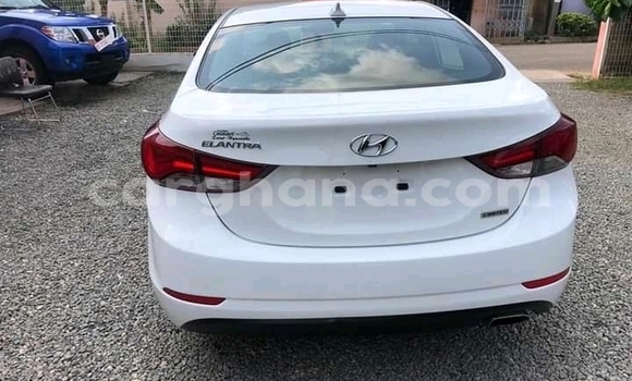 Buy Used Hyundai Elantra White Car in Accra in Greater Accra Buy Used Hyundai Elantra White Car in Accra in Greater Accra
