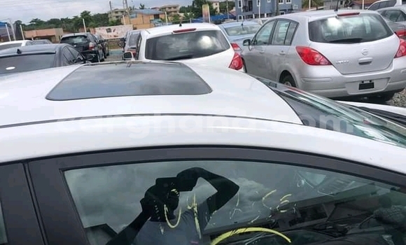 Buy Used Hyundai Elantra White Car in Accra in Greater Accra Buy Used Hyundai Elantra White Car in Accra in Greater Accra