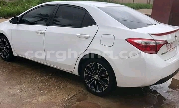Buy Used Toyota Corolla White Car in Accra in Greater Accra Buy Used Toyota Corolla White Car in Accra in Greater Accra