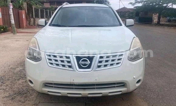 Buy Used Nissan Rogue White Car in Accra in Greater Accra Buy Used Nissan Rogue White Car in Accra in Greater Accra