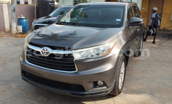 Ra Àlòkù Toyota Highlander Miiran Ọkọ̀ in Tema ni Greater Accra