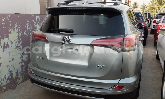 Ra Àlòkù Toyota RAV4 Silver Ọkọ̀ in Tema ni Greater Accra Ra Àlòkù Toyota RAV4 Silver Ọkọ̀ in Tema ni Greater Accra