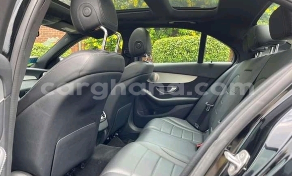 Ra Àlòkù Mercedes‒Benz 300CD Miiran Ọkọ̀ in Accra ni Greater Accra Ra Àlòkù Mercedes‒Benz 300CD Miiran Ọkọ̀ in Accra ni Greater Accra