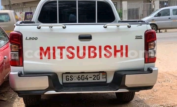 Ra Àlòkù Mitsubishi L200 Miiran Ọkọ̀ in Accra ni Greater Accra Ra Àlòkù Mitsubishi L200 Miiran Ọkọ̀ in Accra ni Greater Accra