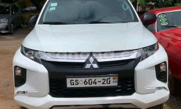 Ra Àlòkù Mitsubishi L200 Miiran Ọkọ̀ in Accra ni Greater Accra Ra Àlòkù Mitsubishi L200 Miiran Ọkọ̀ in Accra ni Greater Accra