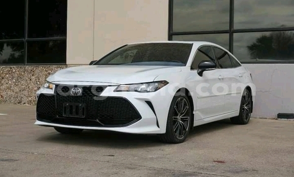 Ra Àlòkù Toyota Avalon Miiran Ọkọ̀ in Accra ni Greater Accra