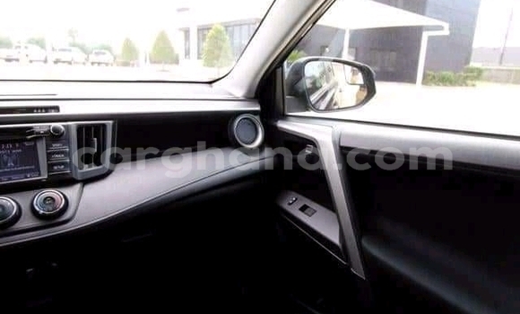 Ra Àlòkù Toyota RAV4 Miiran Ọkọ̀ in Accra ni Greater Accra Ra Àlòkù Toyota RAV4 Miiran Ọkọ̀ in Accra ni Greater Accra