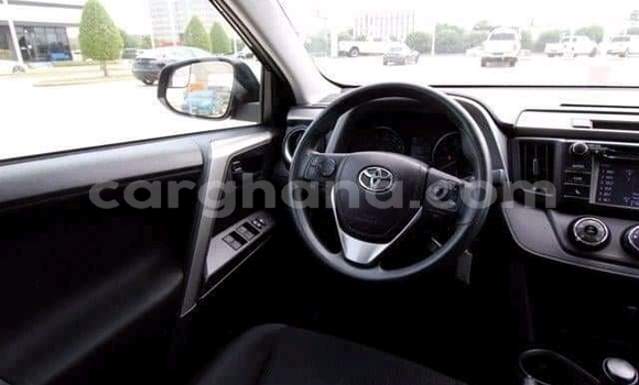 Ra Àlòkù Toyota RAV4 Miiran Ọkọ̀ in Accra ni Greater Accra Ra Àlòkù Toyota RAV4 Miiran Ọkọ̀ in Accra ni Greater Accra