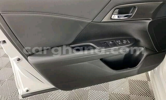Buy Used Honda Accord White Car in Accra in Greater Accra Buy Used Honda Accord White Car in Accra in Greater Accra