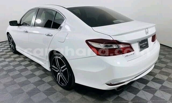Buy Used Honda Accord White Car in Accra in Greater Accra Buy Used Honda Accord White Car in Accra in Greater Accra
