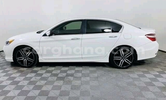 Buy Used Honda Accord White Car in Accra in Greater Accra Buy Used Honda Accord White Car in Accra in Greater Accra