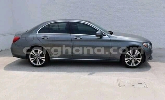 Buy Used Mercedes‒Benz 300–Series Other Car in Accra in Greater Accra Buy Used Mercedes‒Benz 300–Series Other Car in Accra in Greater Accra