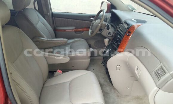 Buy Used Toyota Sienna Red Car in Sekondi–Takoradi Metropolitan in Western Buy Used Toyota Sienna Red Car in Sekondi–Takoradi Metropolitan in Western