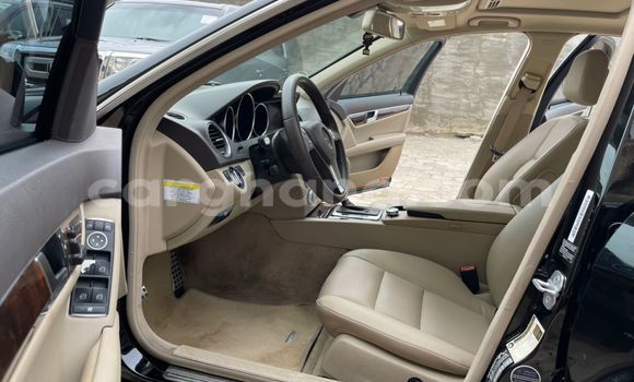 Ra Àlòkù Mercedes‒Benz CLS-klasse Black Ọkọ̀ in Sekondi–Takoradi Metropolitan ni Oorun Ra Àlòkù Mercedes‒Benz CLS-klasse Black Ọkọ̀ in Sekondi–Takoradi Metropolitan ni Oorun